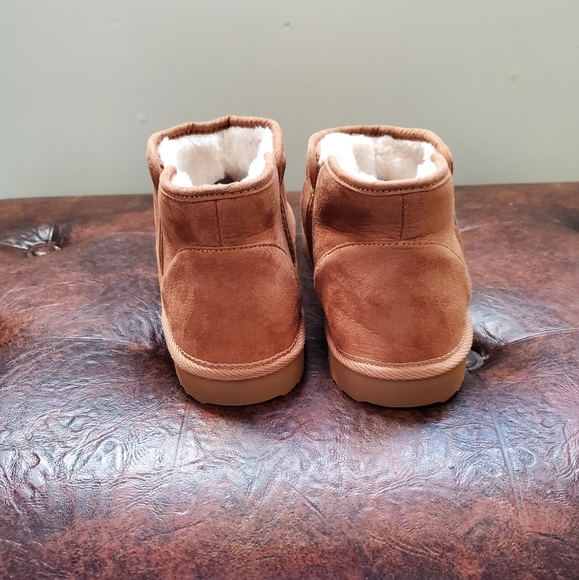 Old Navy brown ankle boots us 6 - Picture 3 of 4